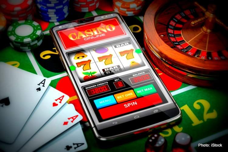 Experience Online Excitement at Luckzie Casino